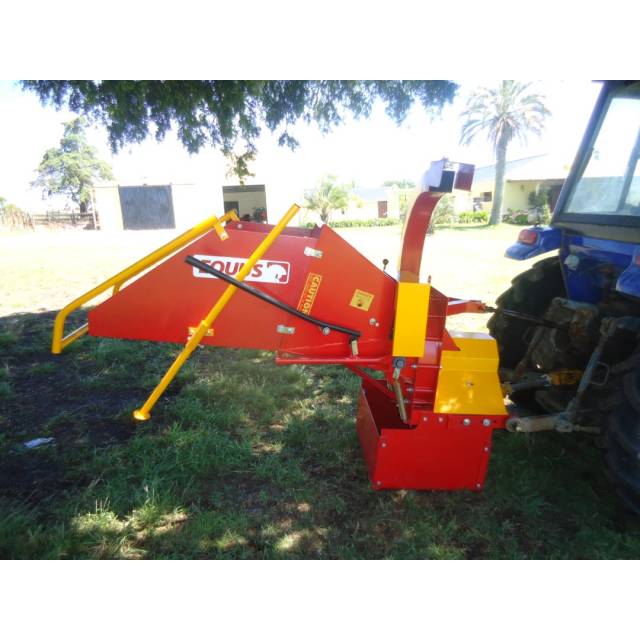 Chipeadora Trituradora de Ramas Equus 63mm para Tractor 